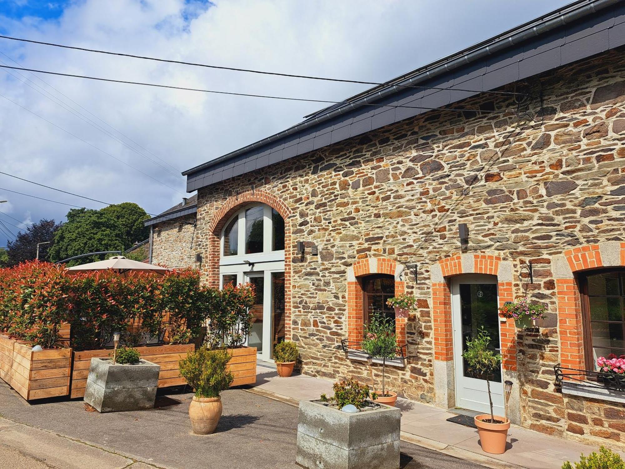 Hotel Sous La Charpente La Roche-en-Ardenne Exterior foto